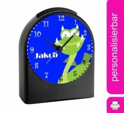 CreaDesign Kinder Funkwecker Personalisiert Mit Namen Drache Grün Atom-/Funkuhr, 12-Stunden-Anzeigeformat, Schlummerfunktion, Nachtlicht, Geräuschlos/Ohne Ticken