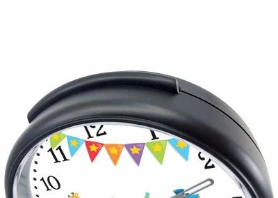 CreaDesign Kinder Funkwecker Personalisiert Mit Namen Zug Atom-/Funkuhr, 12-Stunden-Anzeigeformat, Schlummerfunktion, Nachtlicht, Geräuschlos/Ohne Ticken – Bild 4