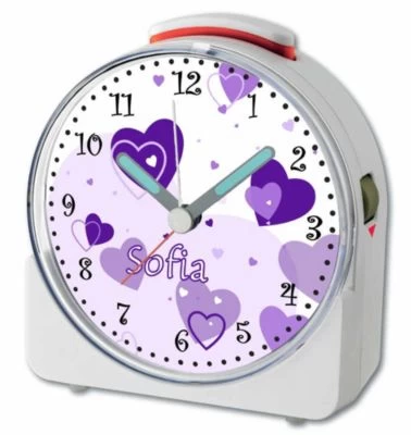 CreaDesign Kinder Funkwecker Weiß Personalisiert Mit Namen Herz Lila 12-Stunden-Anzeigeformat, Geräuschlos/Ohne Ticken, Nachtlicht – Bild 4