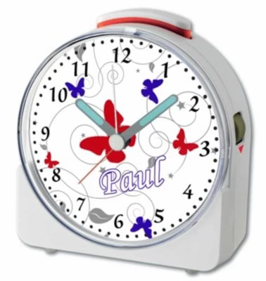 CreaDesign Kinder Funkwecker Weiß Personalisiert Mit Namen Schmetterling Blau Rot 12-Stunden-Anzeigeformat, Geräuschlos/Ohne Ticken, Nachtlicht – Bild 3