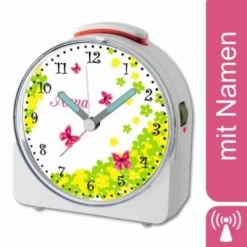 CreaDesign Kinder Funkwecker Weiß Personalisiert Mit Namen Schmetterling 12-Stunden-Anzeigeformat, Geräuschlos/Ohne Ticken, Nachtlicht