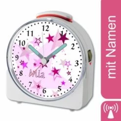 CreaDesign Kinder Funkwecker Weiß Personalisiert Mit Namen Sterne Rosa 12-Stunden-Anzeigeformat, Geräuschlos/Ohne Ticken, Nachtlicht