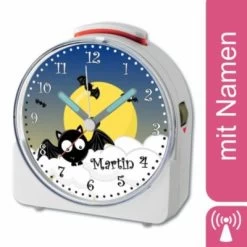 CreaDesign Kinder Funkwecker Weiß Personalisiert Mit Namen Fledermaus 12-Stunden-Anzeigeformat, Geräuschlos/Ohne Ticken, Nachtlicht