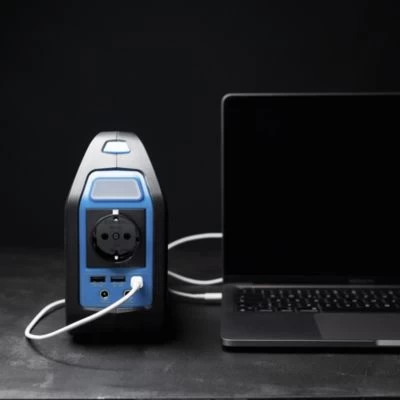 Xlayer Powerstation 150W (Peak 300W) 155Wh Mit Solar Panel 80W Faltbar – Bild 3